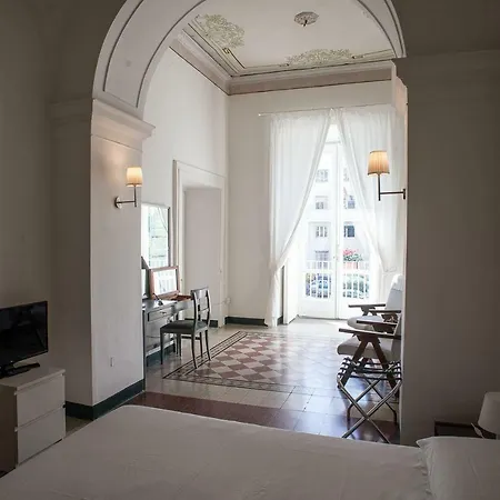 Bed & Breakfast Home47 4*