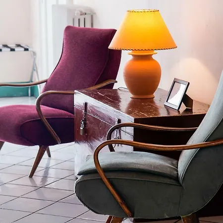 Bed & Breakfast Home47